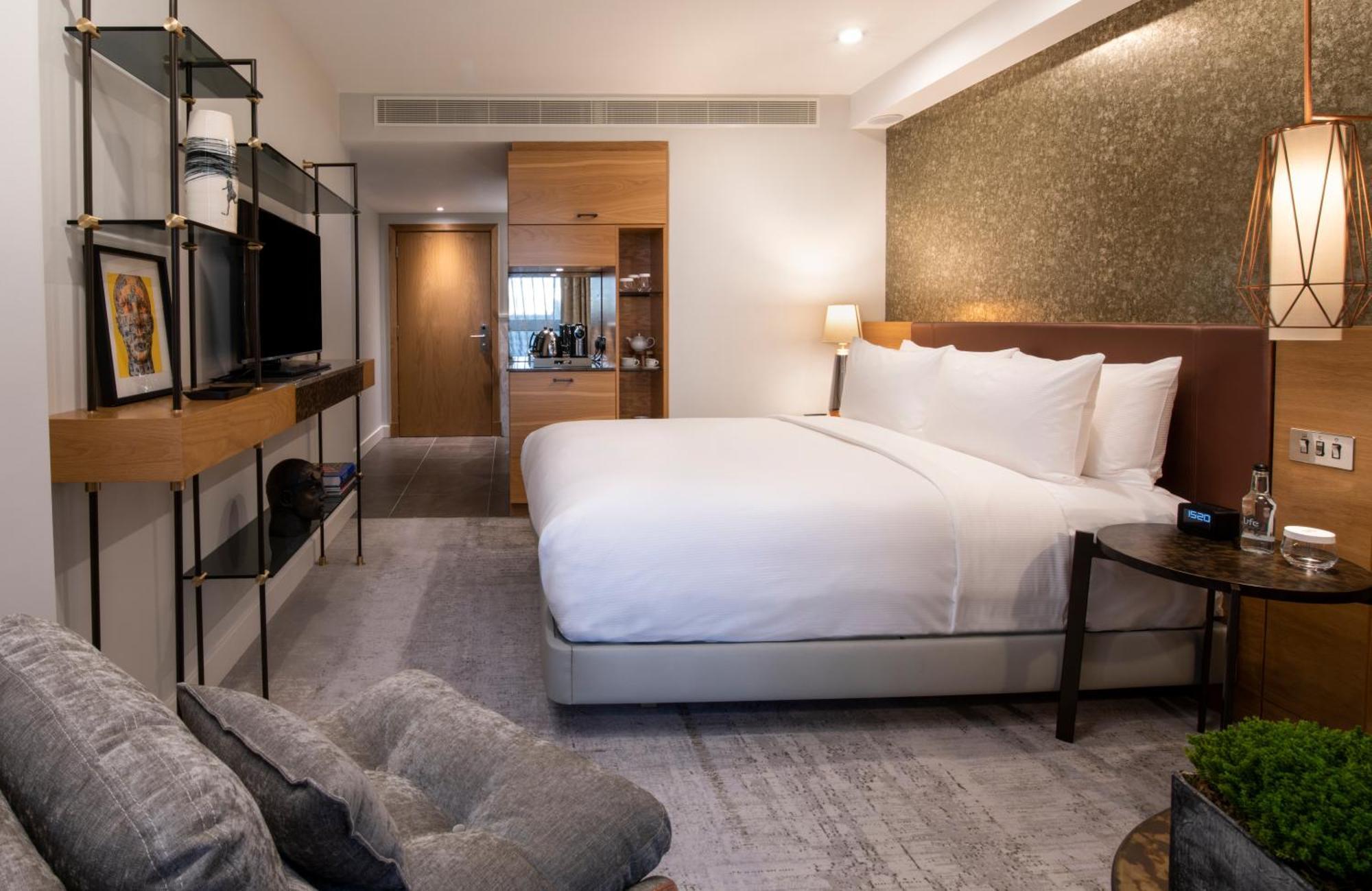 Lincoln Plaza Hotel London, Curio Collection By Hilton Εξωτερικό φωτογραφία