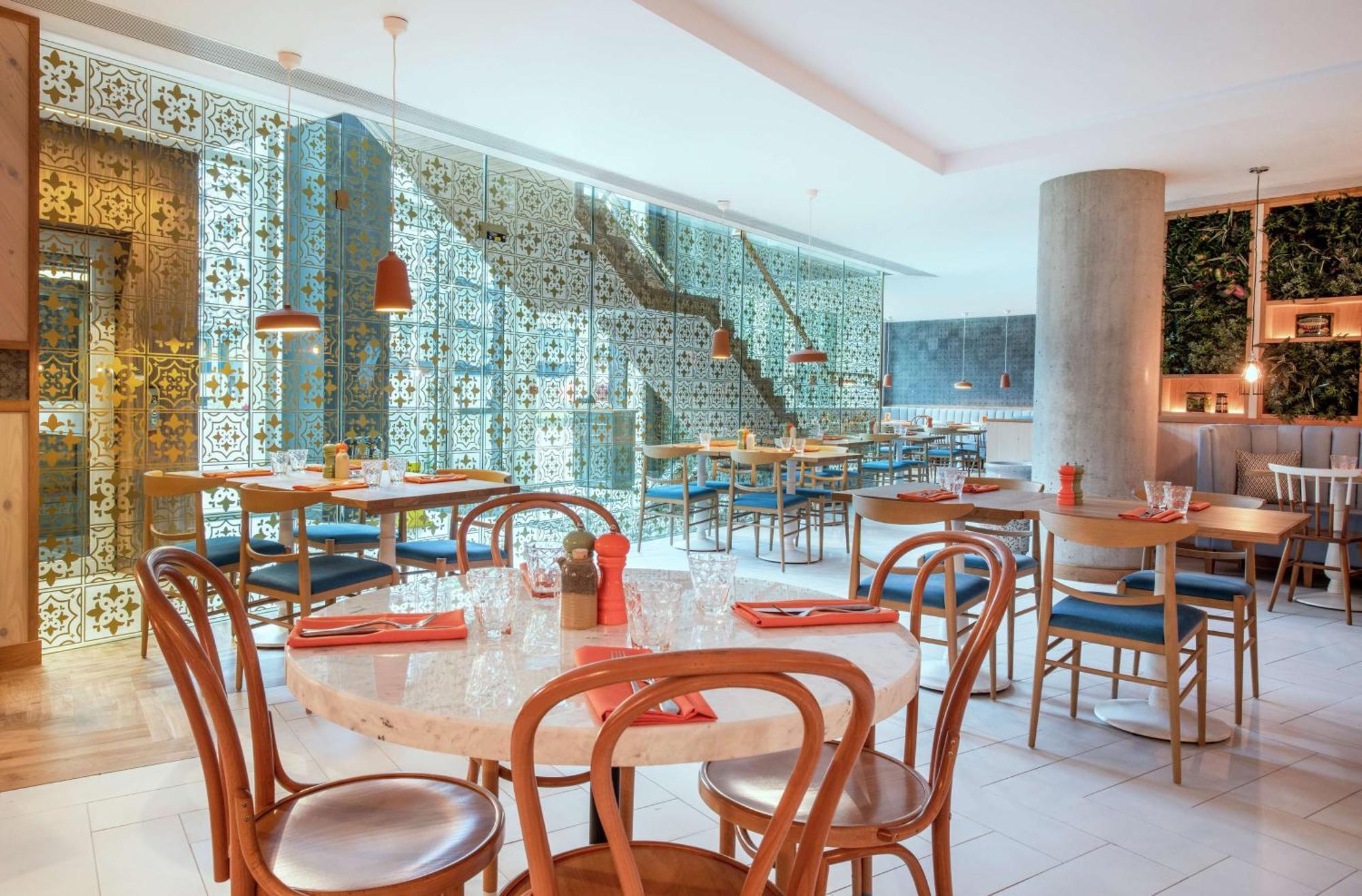 Lincoln Plaza Hotel London, Curio Collection By Hilton Εξωτερικό φωτογραφία
